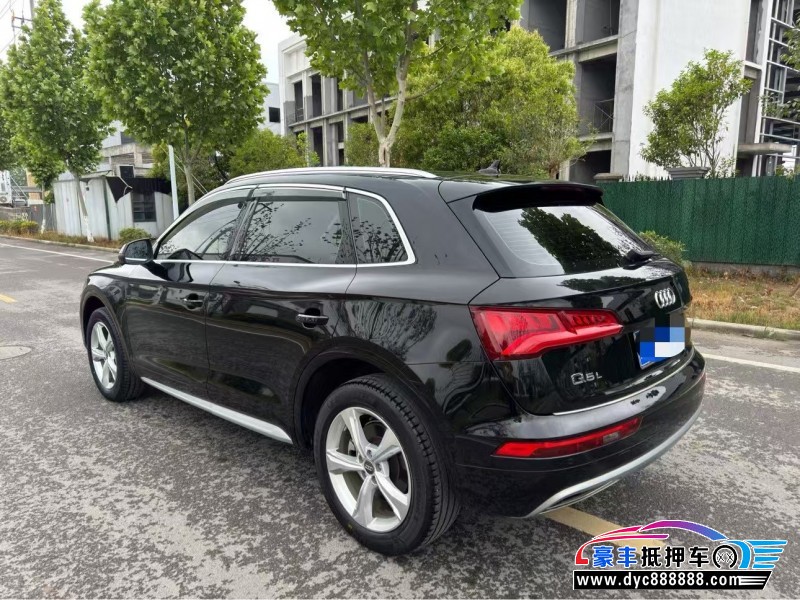20年奥迪Q5轿车抵押车出售