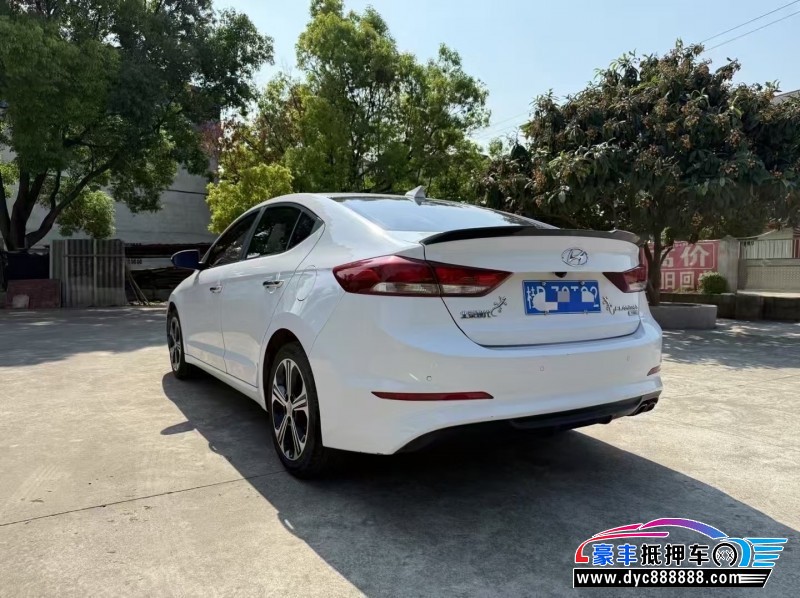 18年现代领动轿车抵押车出售