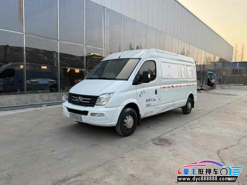 23年上汽大通V80轿车抵押车出售