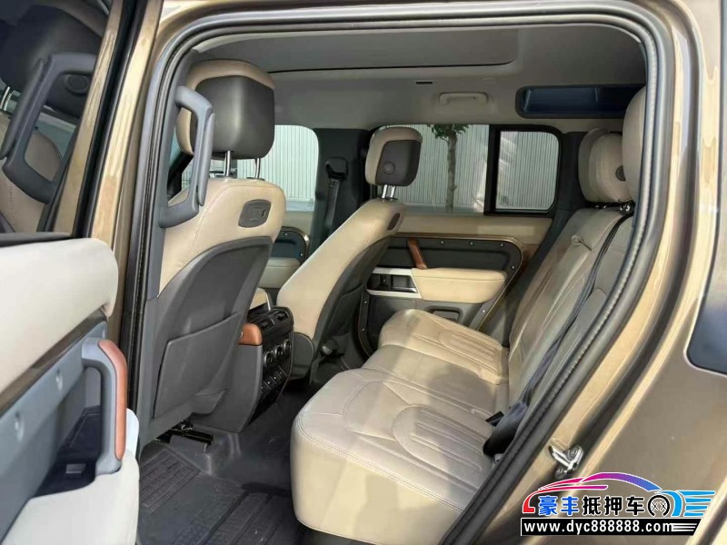 21年路虎卫士轿车抵押车出售