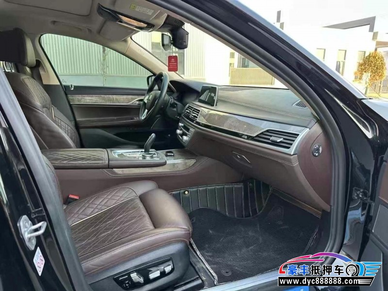 22年宝马7系轿车抵押车出售