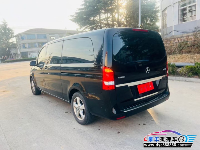 21年奔驰威霆轿车抵押车出售