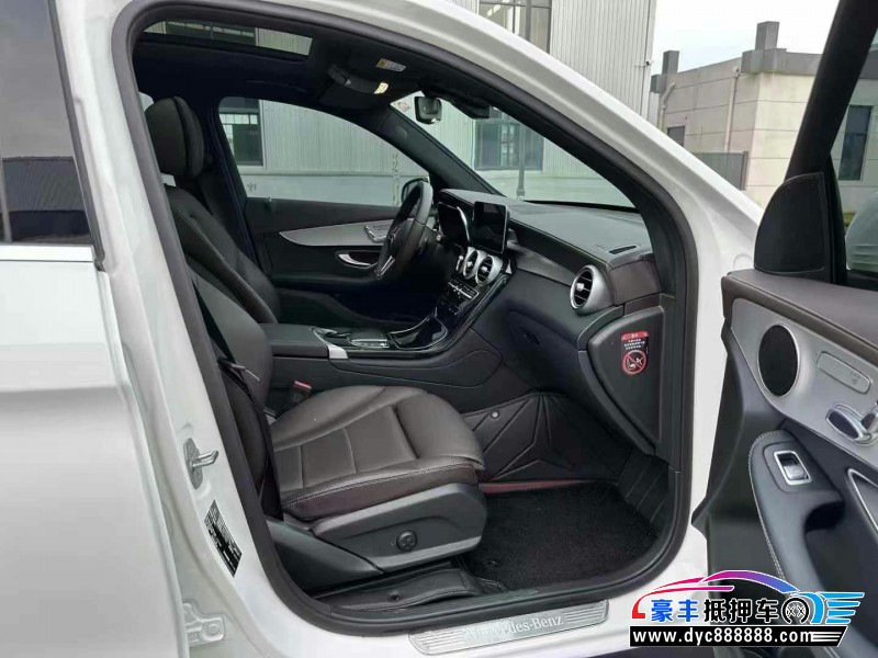 23年奔驰GLC轿车抵押车出售