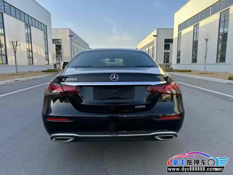22年奔驰E轿车抵押车出售