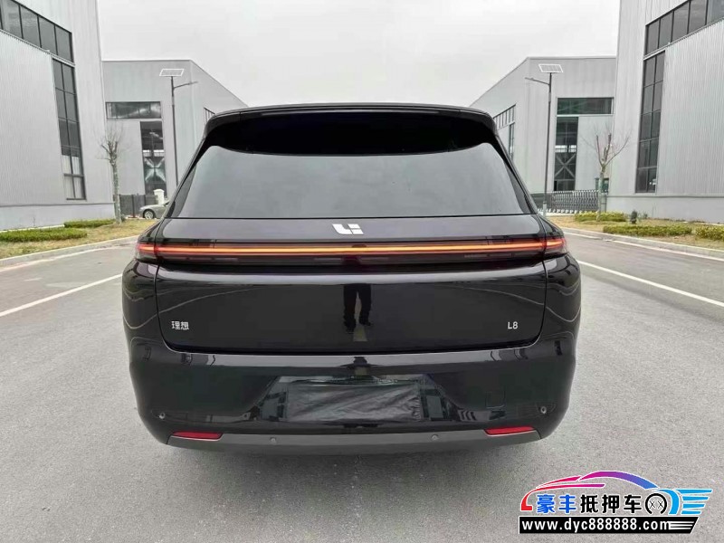23年理想L8轿车抵押车出售