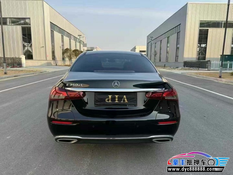 22年奔驰E轿车抵押车出售