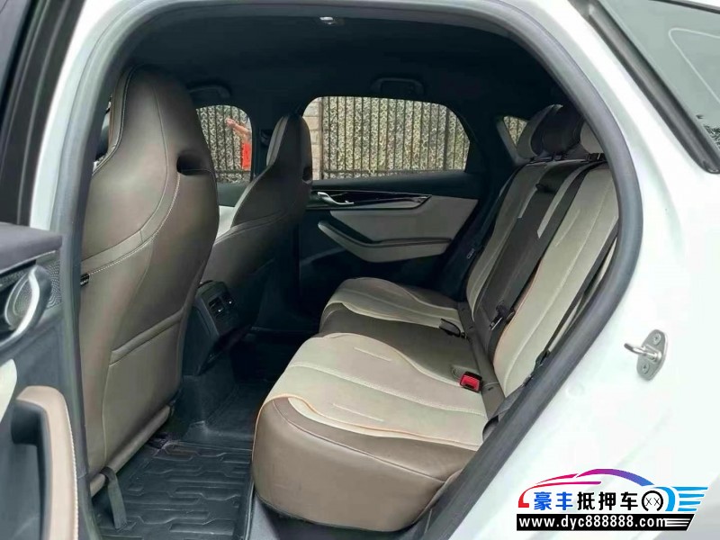 23年比亚迪秦轿车抵押车出售