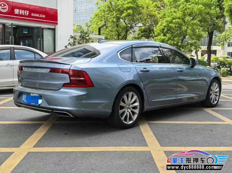 18年沃尔沃S90轿车抵押车出售