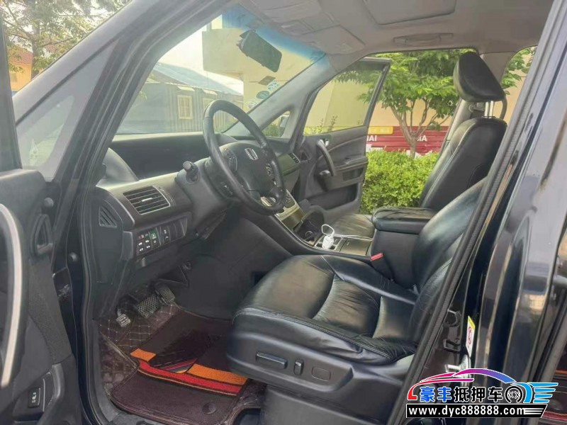 13年本田艾力绅MPV抵押车出售