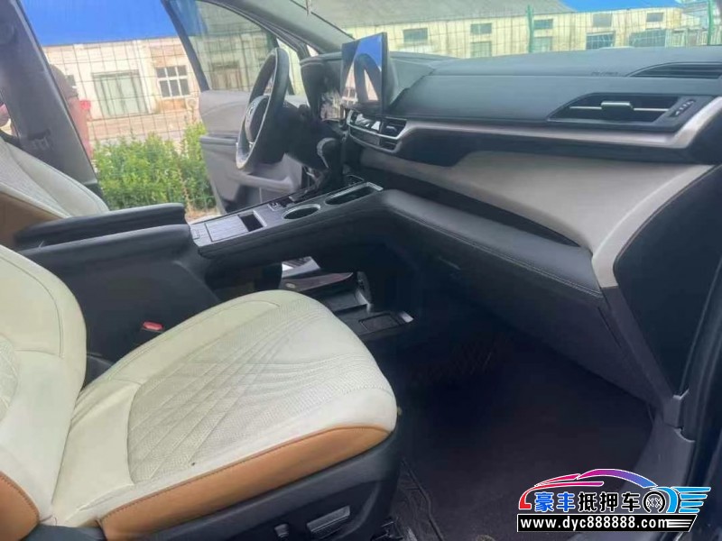 22年丰田塞纳MPV抵押车出售