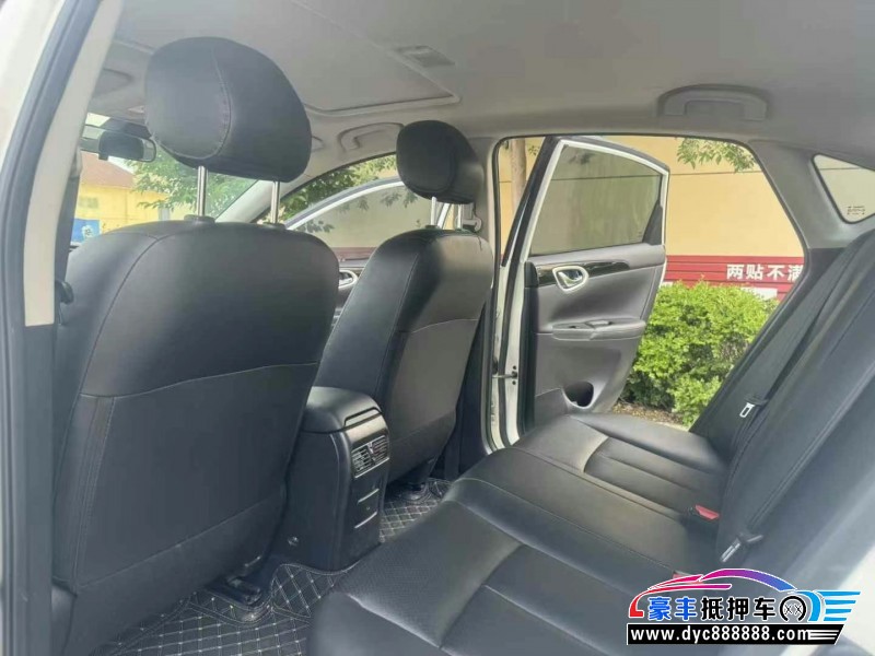 22年日产轩逸轿车抵押车出售