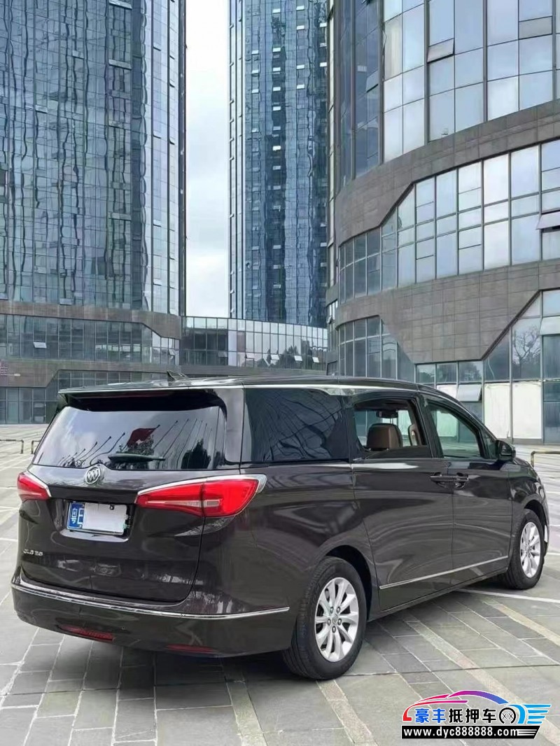 18年别克GL8轿车抵押车出售