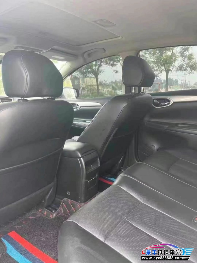 15年日产轩逸轿车抵押车出售