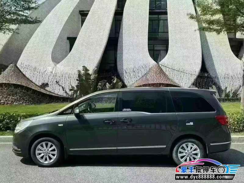 20年别克GL8轿车抵押车出售