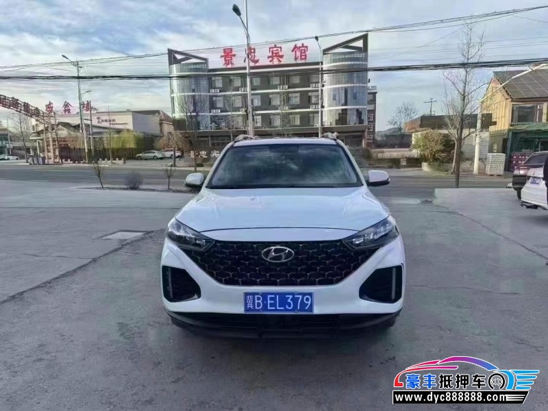 22年现代ix35轿车抵押车出售