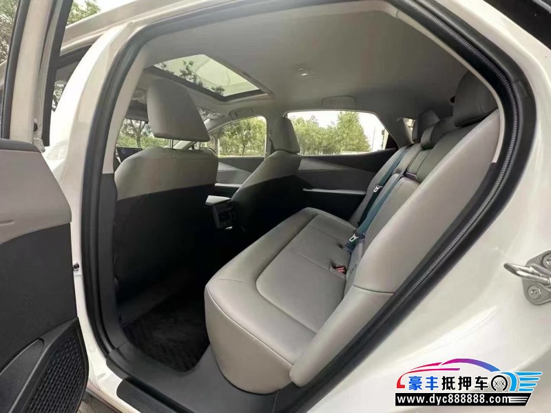 25年丰田BZ3轿车抵押车出售