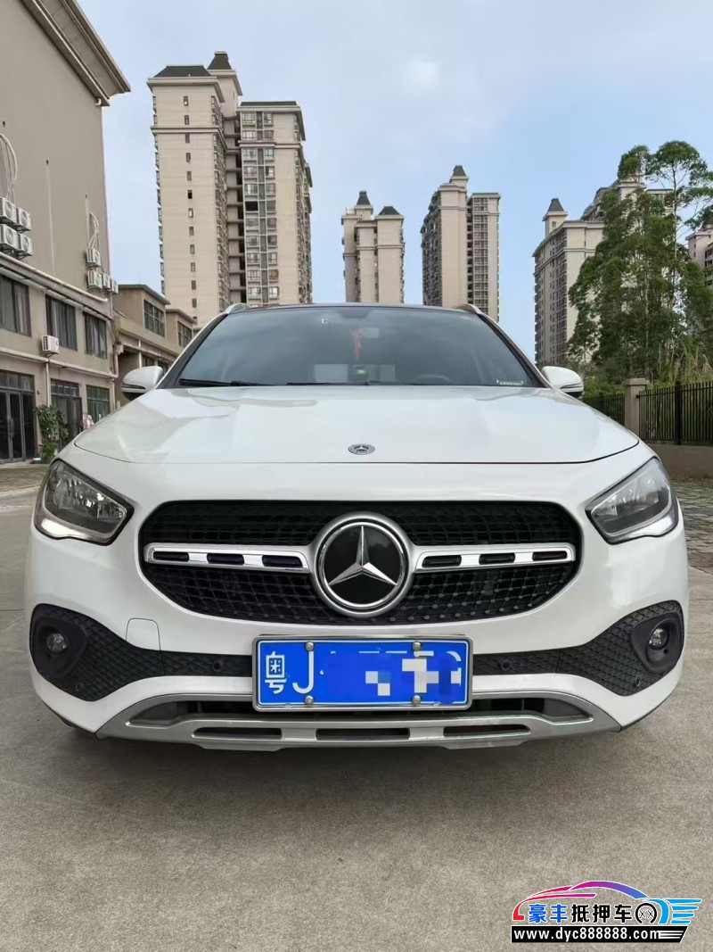 21年奔驰GLA轿车抵押车出售