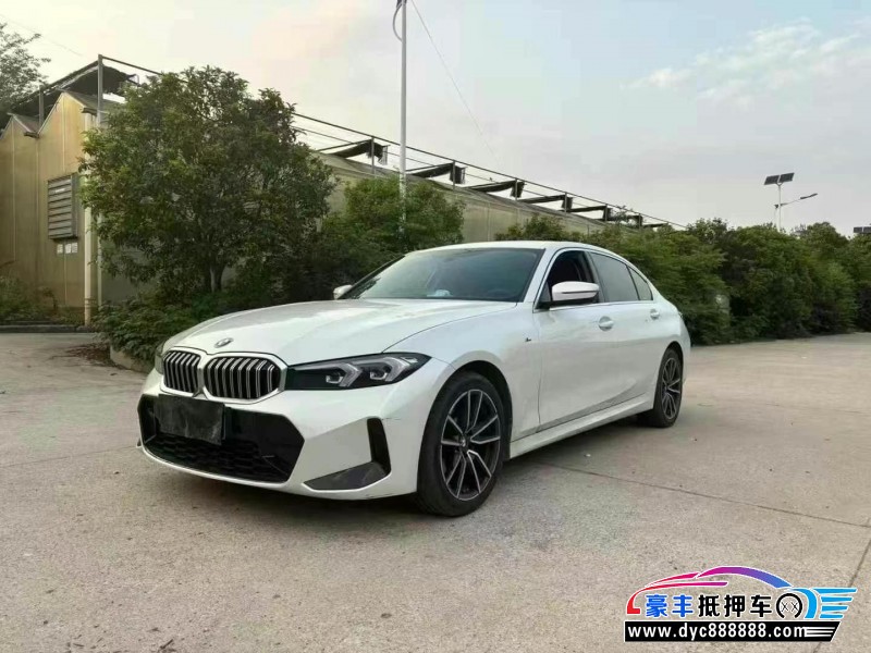 24年宝马3系轿车抵押车出售