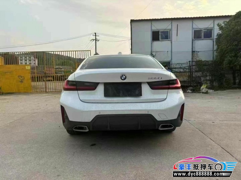 24年宝马3系轿车抵押车出售