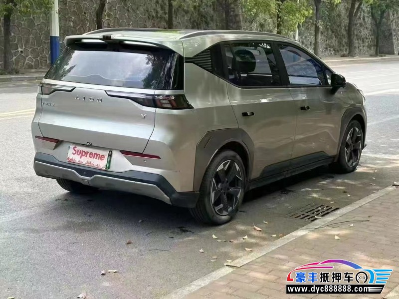 22年埃安Y70SUV抵押车出售