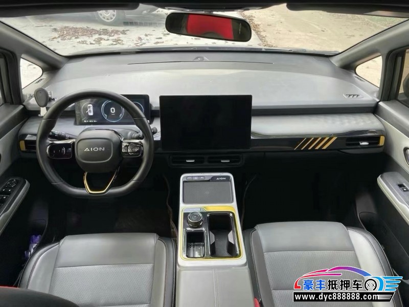 22年埃安Y70SUV抵押车出售