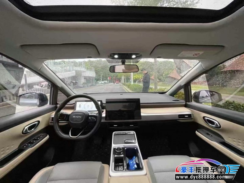 22年埃安Y70SUV抵押车出售