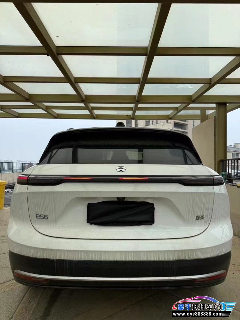 24年蔚来ES6轿车抵押车出售