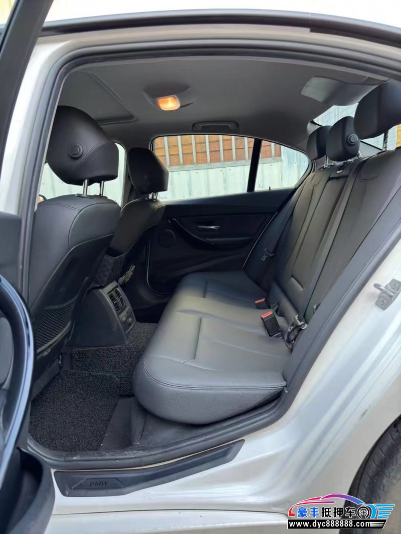 16年宝马3系轿车抵押车出售