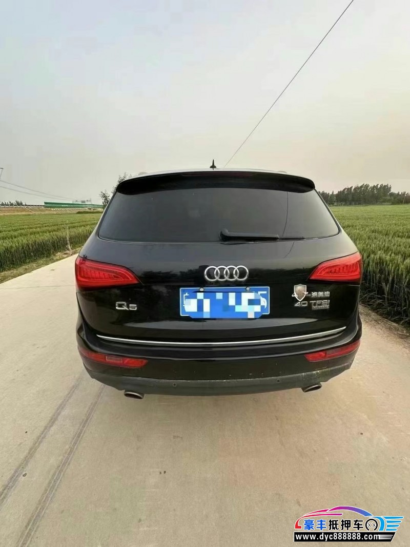 17年奥迪Q5轿车抵押车出售