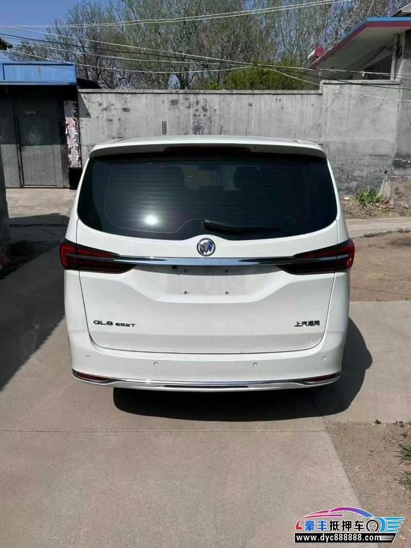 22年别克GL8轿车抵押车出售