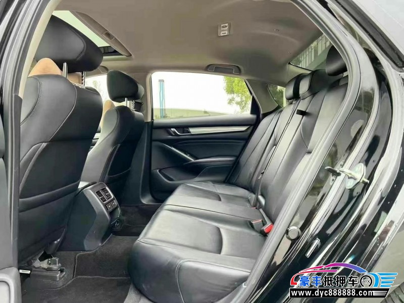 23年本田雅阁轿车抵押车出售