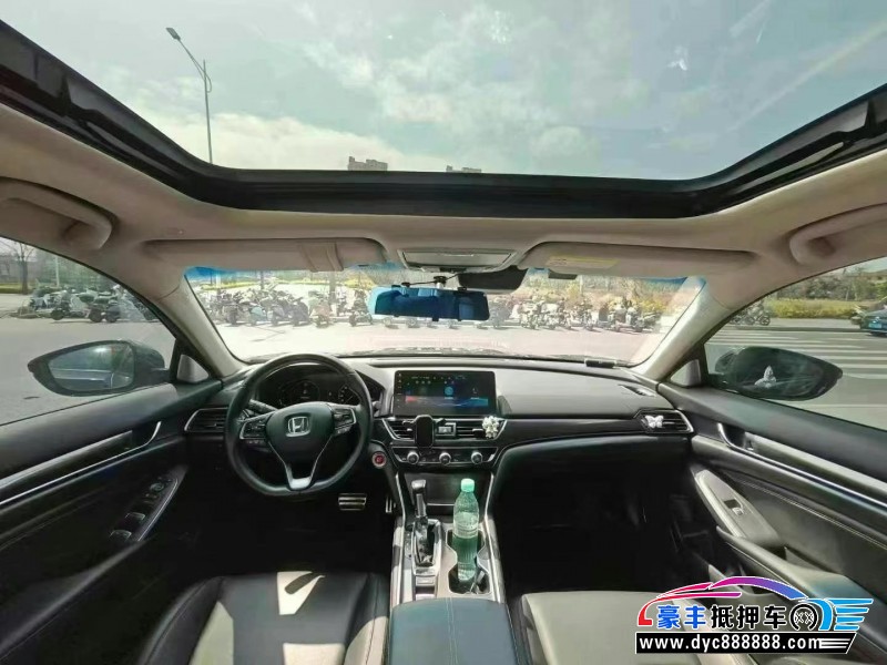 22年本田雅阁轿车抵押车出售