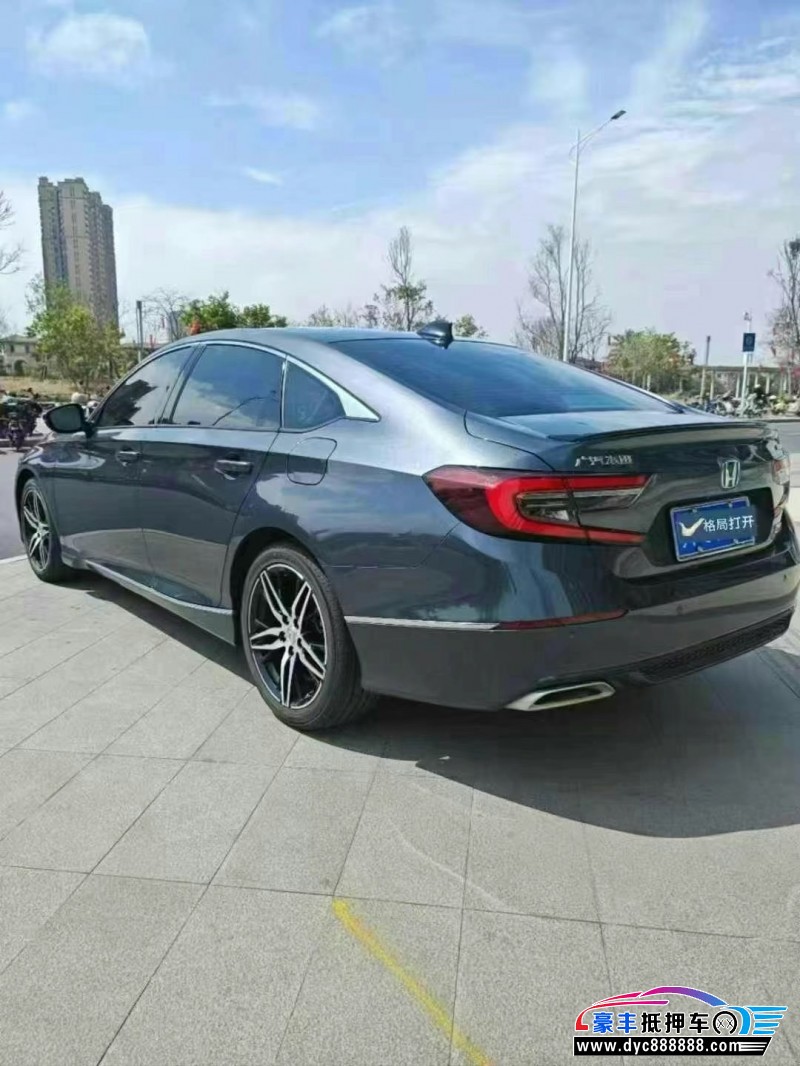 22年本田雅阁轿车抵押车出售