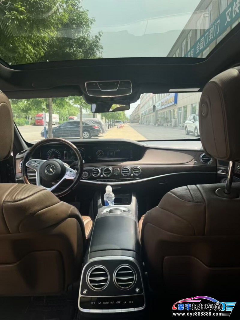 19年奔驰S轿车抵押车出售