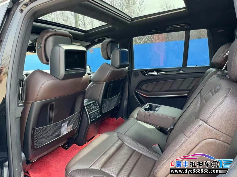 16年奔驰GL级AMG轿车抵押车出售