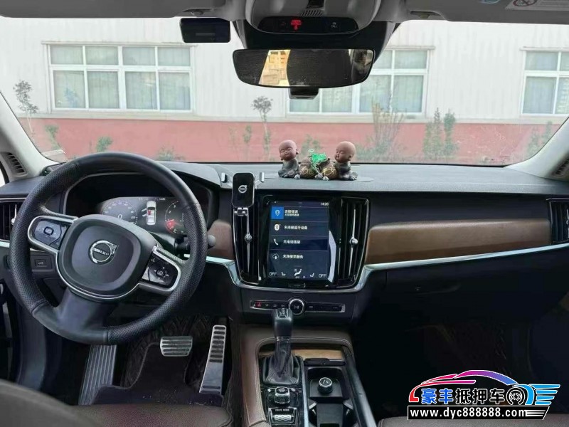 20年沃尔沃S90轿车抵押车出售