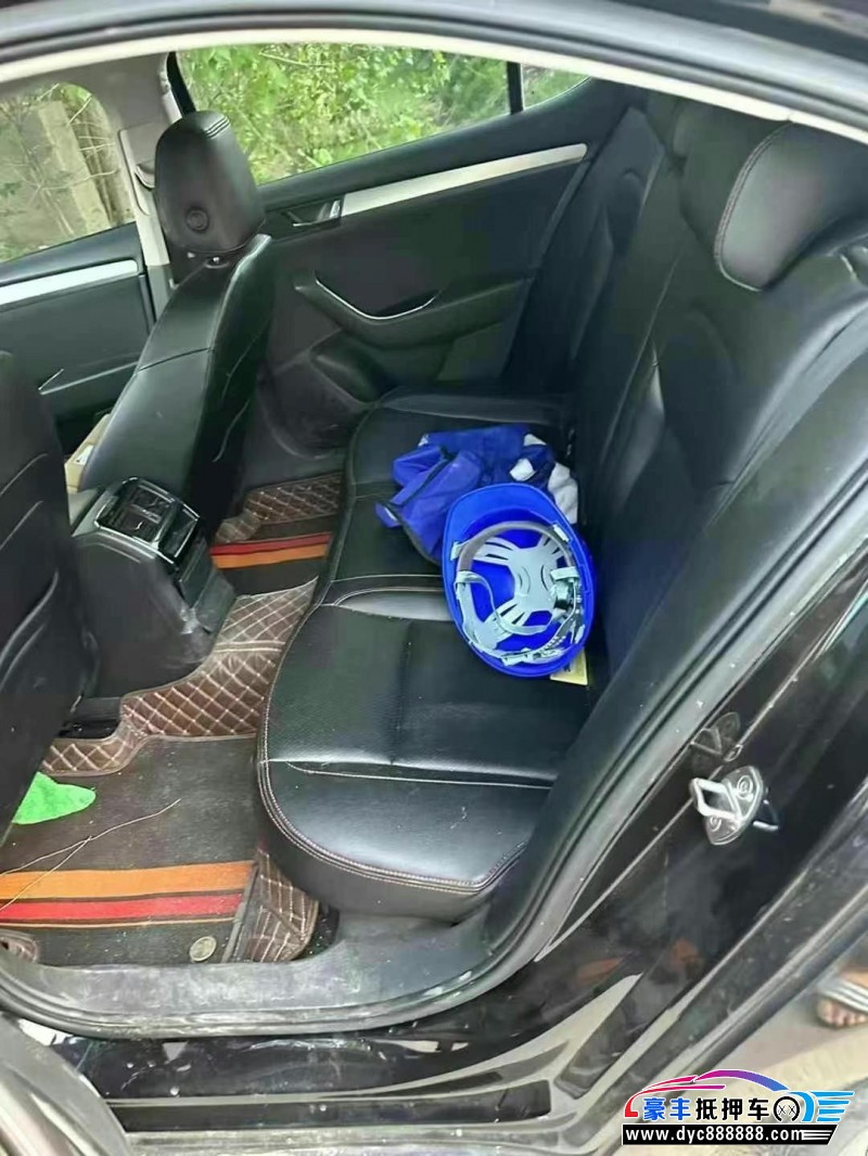 19年斯柯达速派轿车抵押车出售