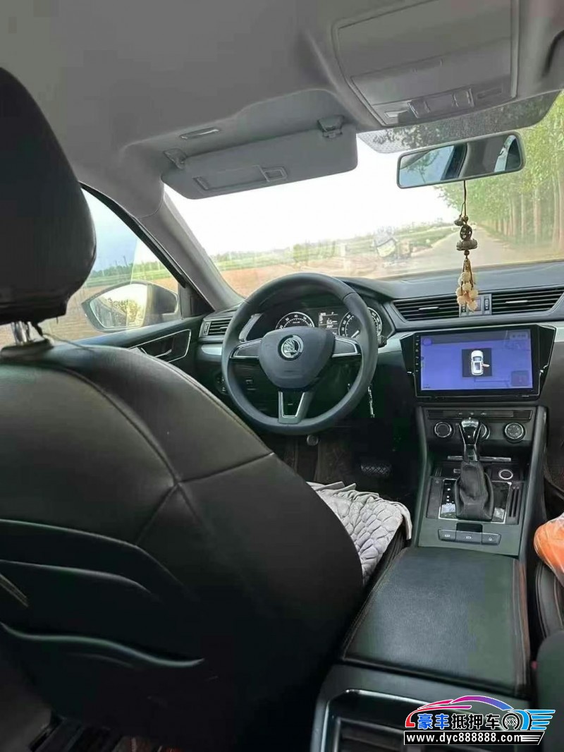 19年斯柯达速派轿车抵押车出售