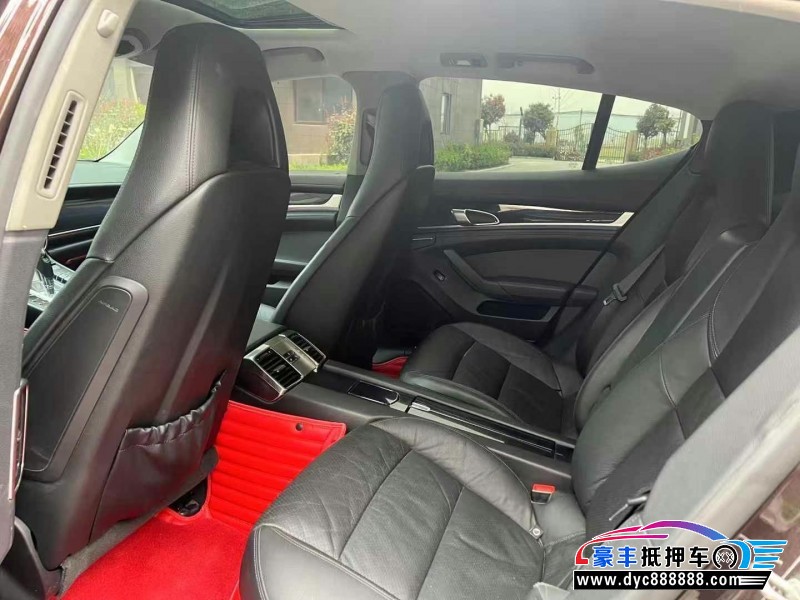 12年保时捷帕纳梅拉轿车抵押车出售