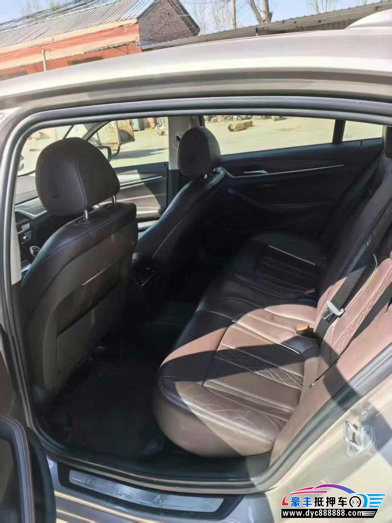 20年宝马5系轿车抵押车出售