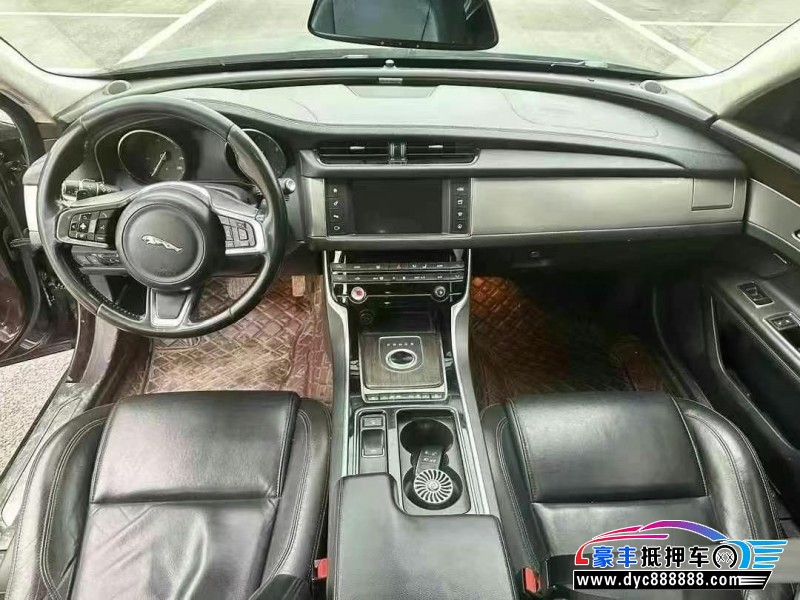 17年捷豹XFL轿车抵押车出售