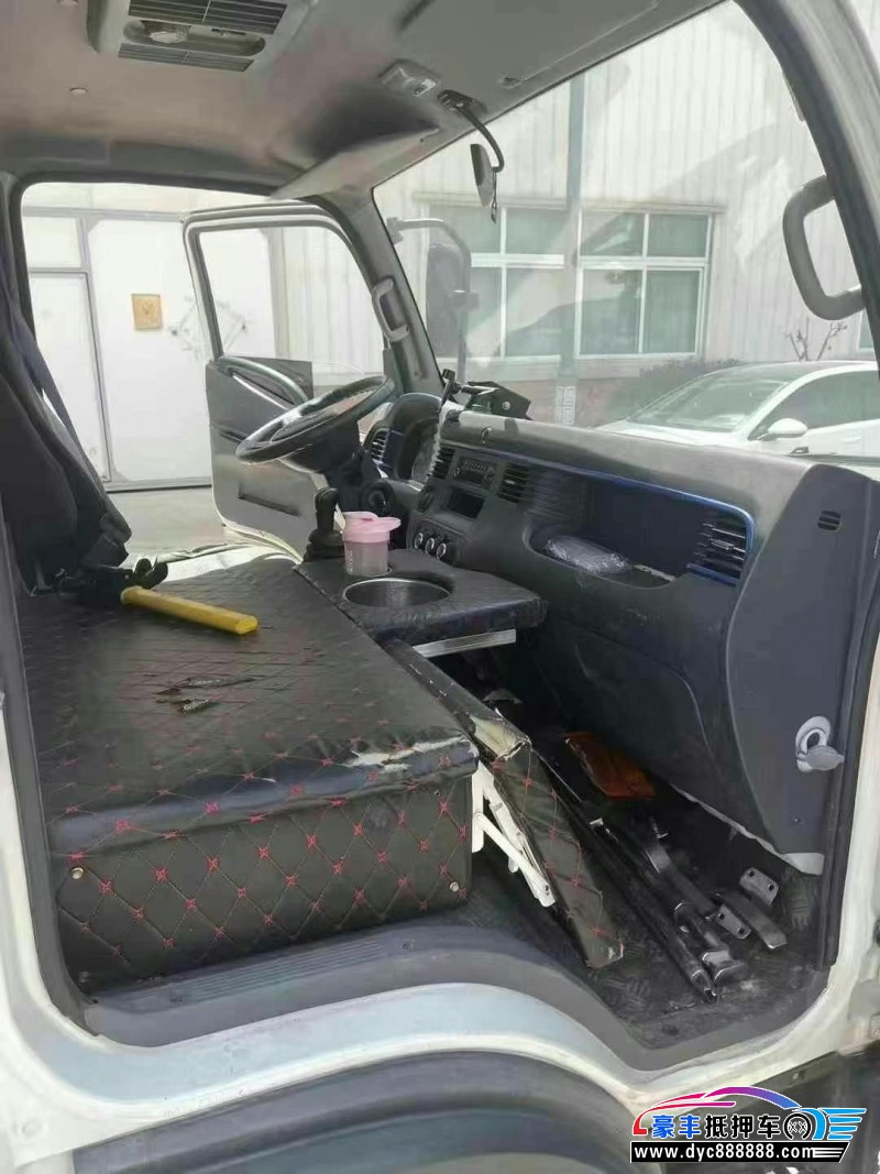 22年江淮骏铃轿车抵押车出售