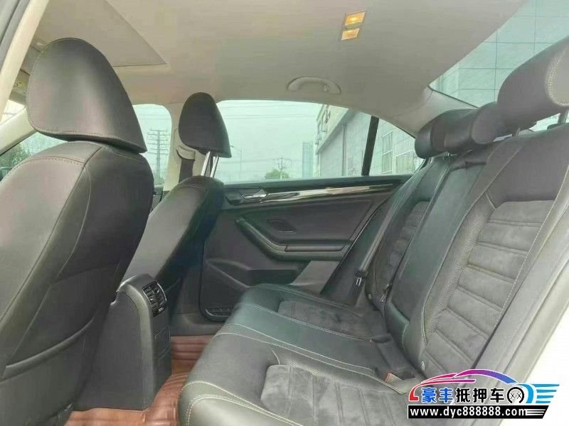 18年大众速腾轿车抵押车出售