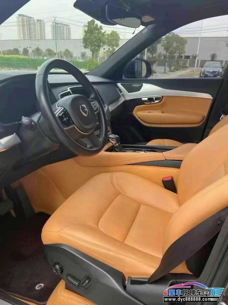 17年沃尔沃XC90轿车抵押车出售