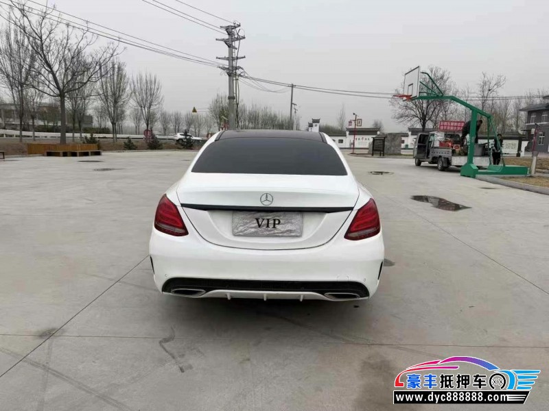 18年奔驰C轿车抵押车出售