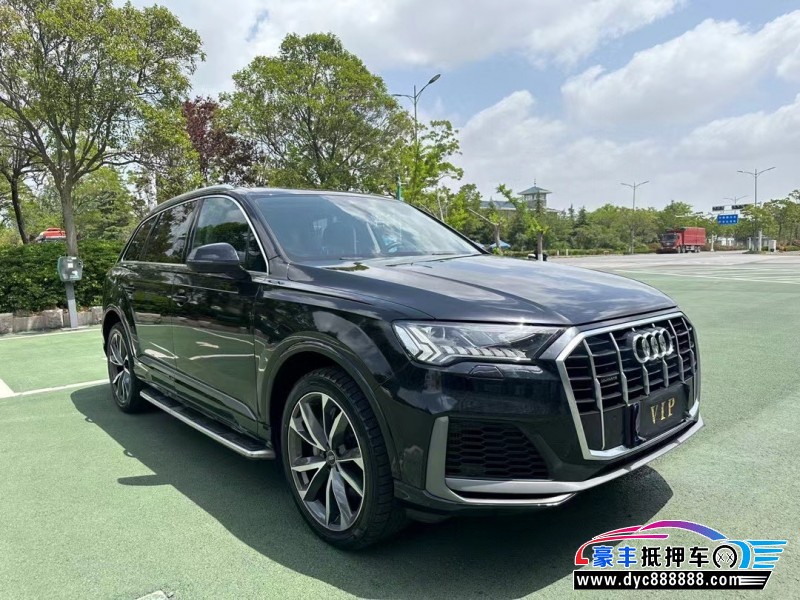 21年奥迪Q7轿车抵押车出售