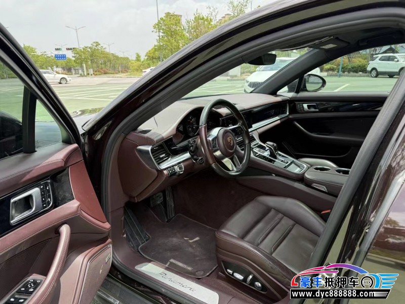 18年保时捷帕纳梅拉轿车抵押车出售