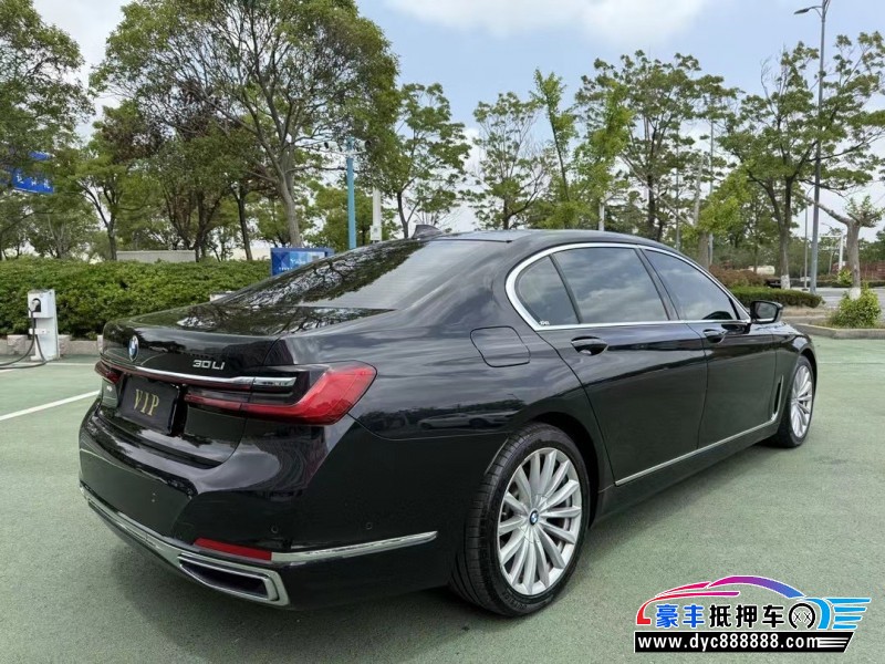 20年宝马7系轿车抵押车出售