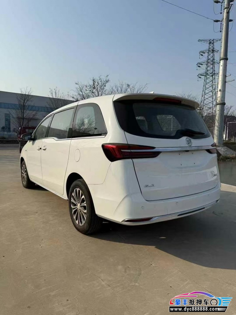 24年别克GL8轿车抵押车出售