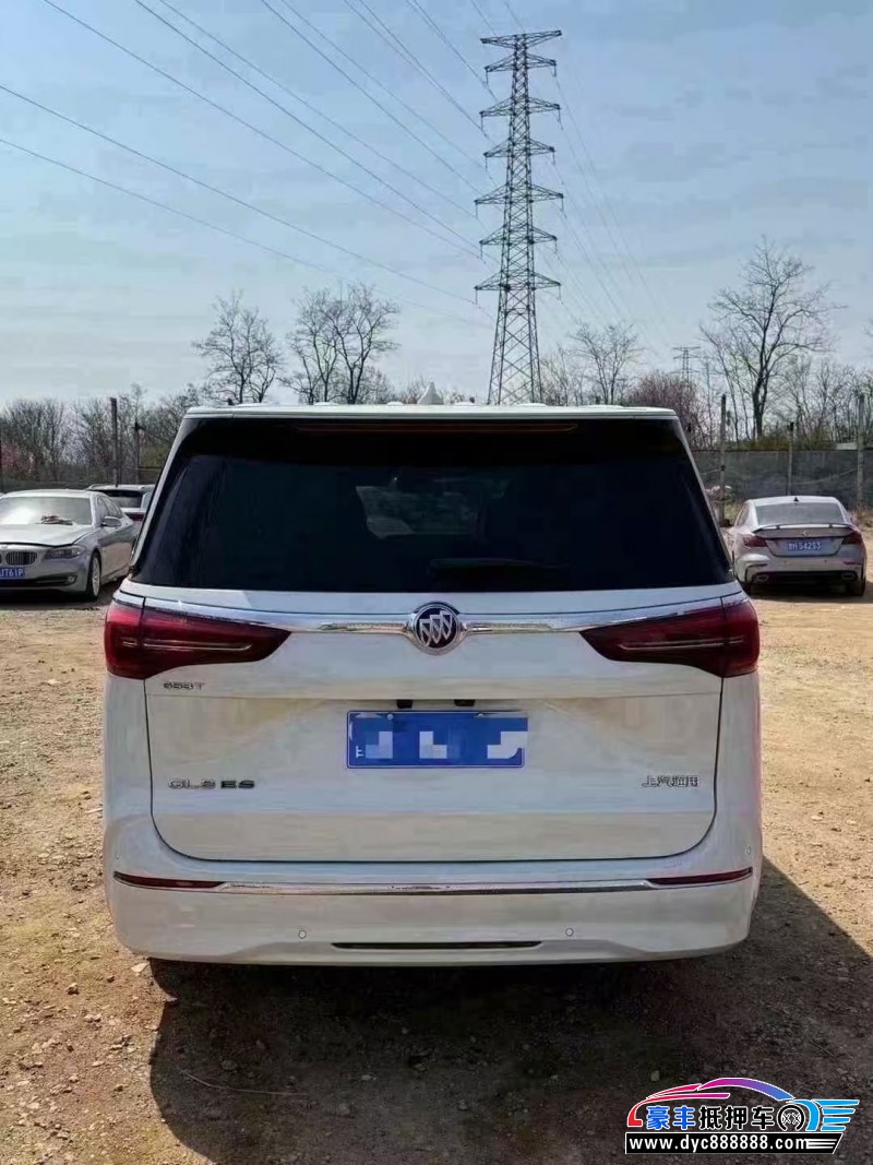 20年别克GL8轿车抵押车出售